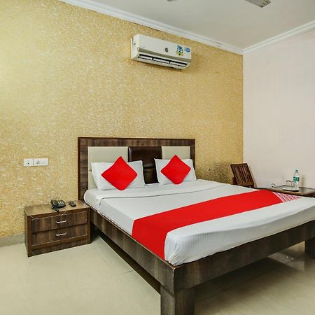 Hotel O Royal Mohali 外观 照片
