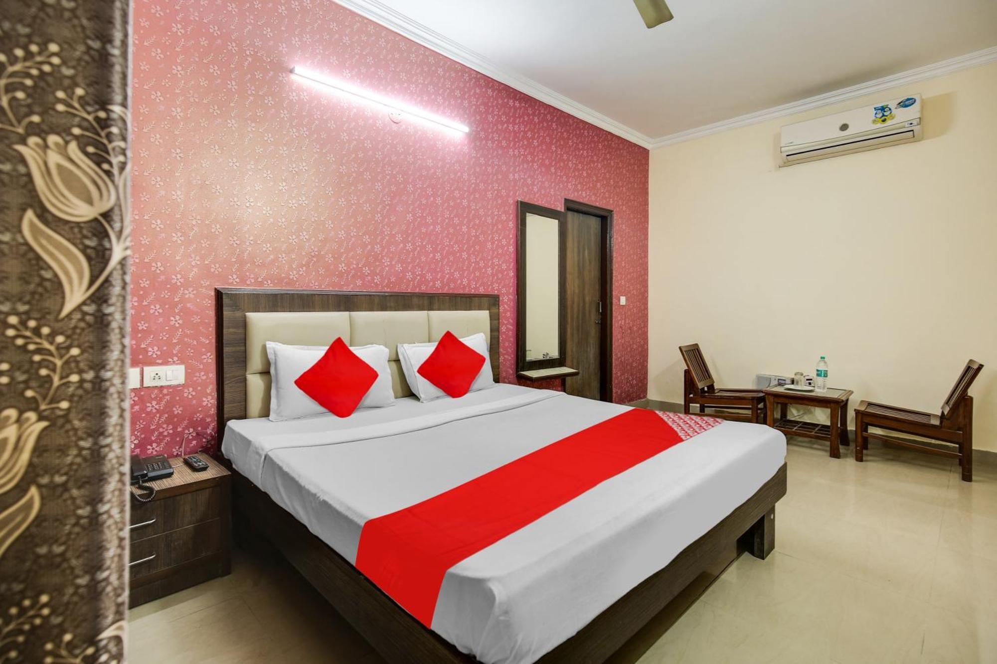 Hotel O Royal Mohali 外观 照片