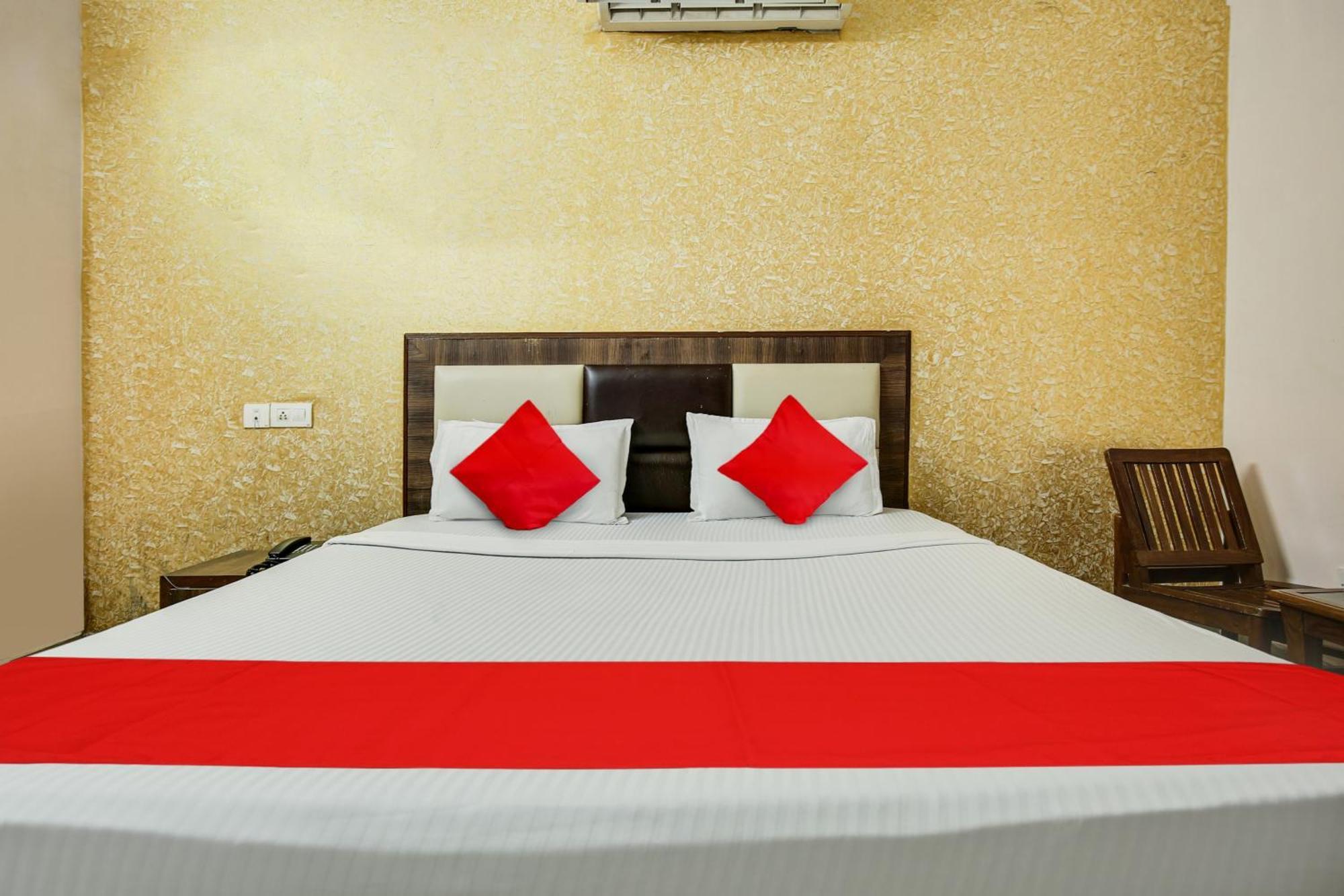 Hotel O Royal Mohali 外观 照片
