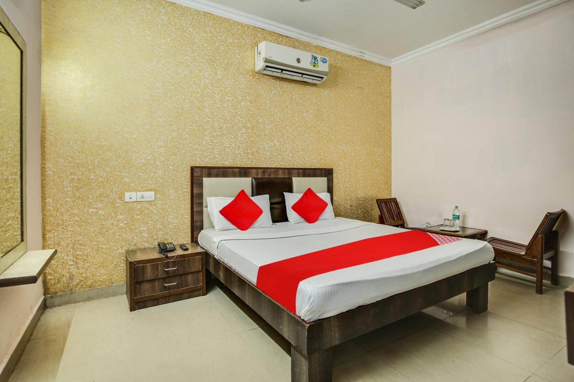 Hotel O Royal Mohali 外观 照片